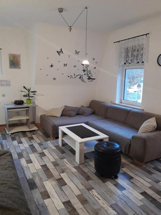 erz-HOSTEL Thermalbad Wiesenbad Zewnętrze zdjęcie